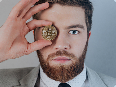 Julian Wolf – Chief Analyst bei Dravexoly